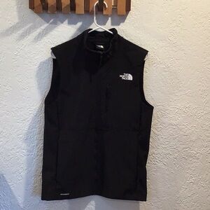The North Face Men's Black Vest